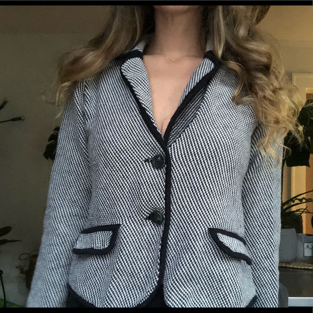 Size large tommy sweater